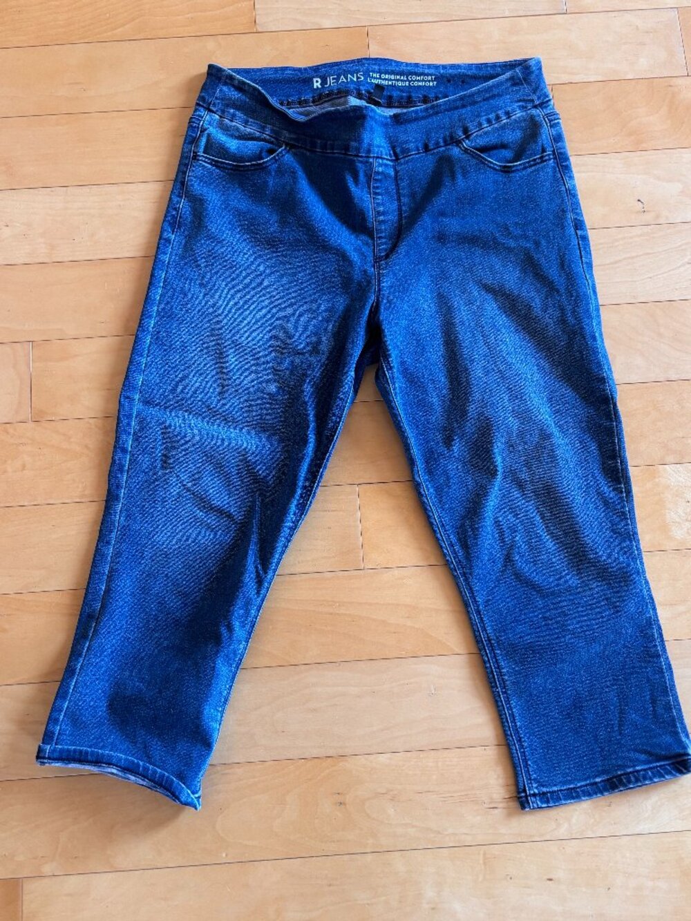 Slip-on capri pants
